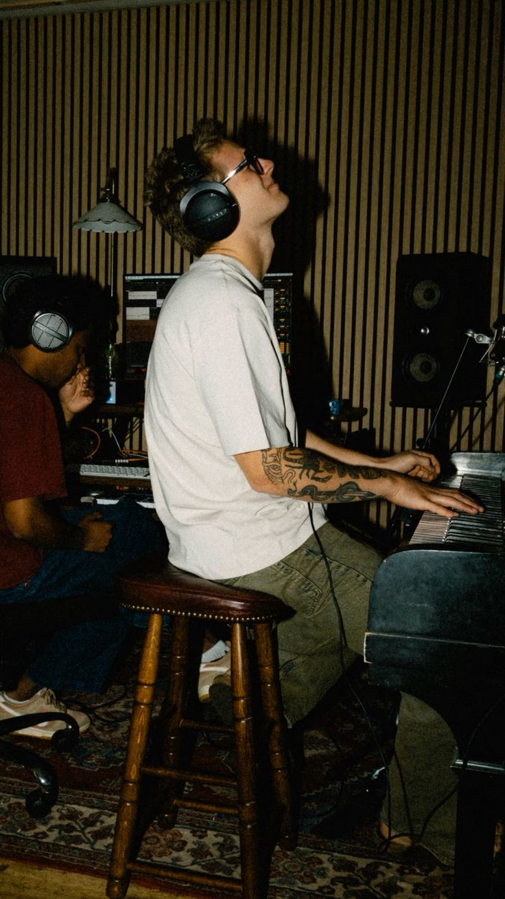 Producer using SDS samples