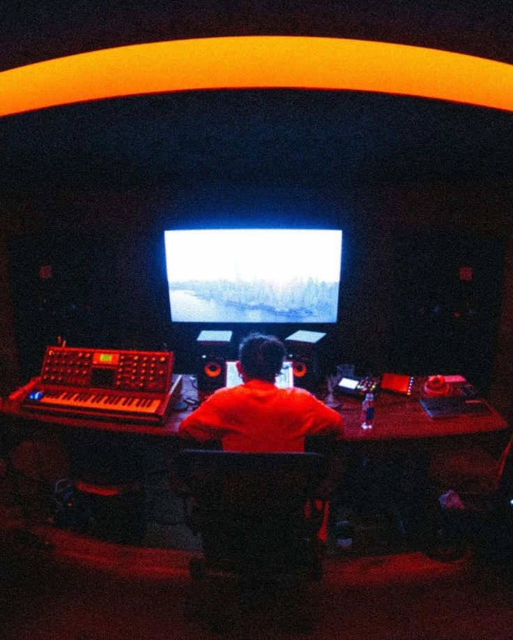 Producer using SDS samples